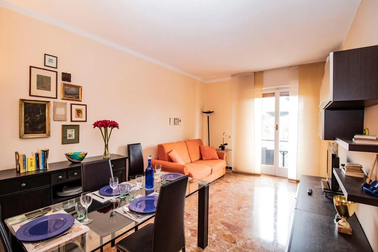 Sunny Apartment Rapallo